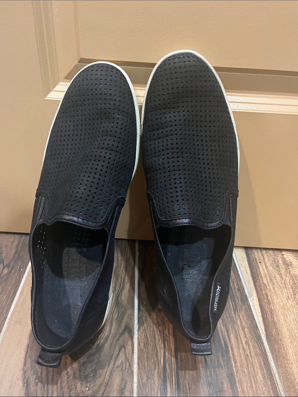 Mephisto Black Slip-On Perforated Men's shoes size 10